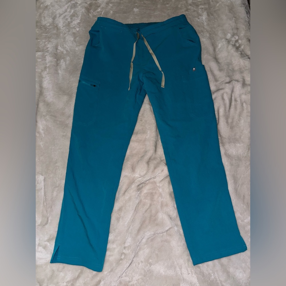 Women's FIGS Scrub Pants BLUE
